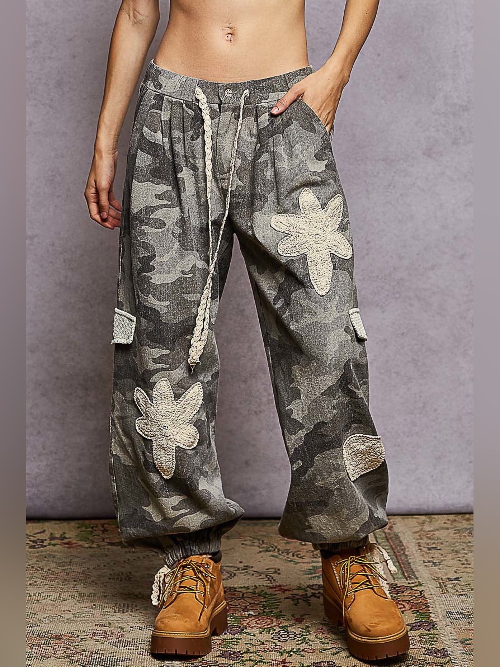 POL Olive Camo Crochet-Patch Jogger Relaxed Pants Size Large